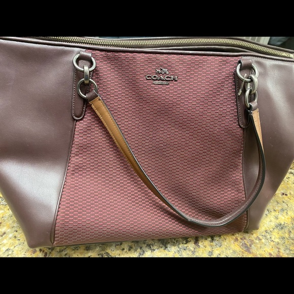 Coach Ava Tote - Picture 6 of 6